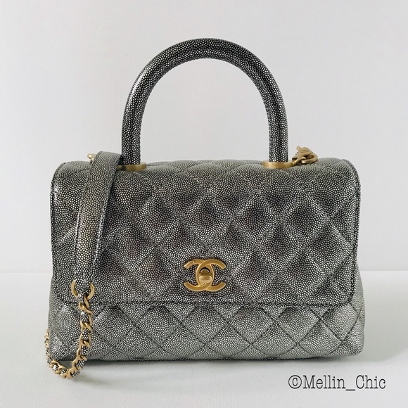 CHANEL Handbags - CHANEL Metallic Caviar Quilted Mini Handle Flap
